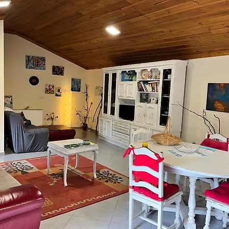Maison L Aurore לוביוס